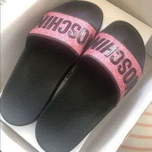 Moschino slides